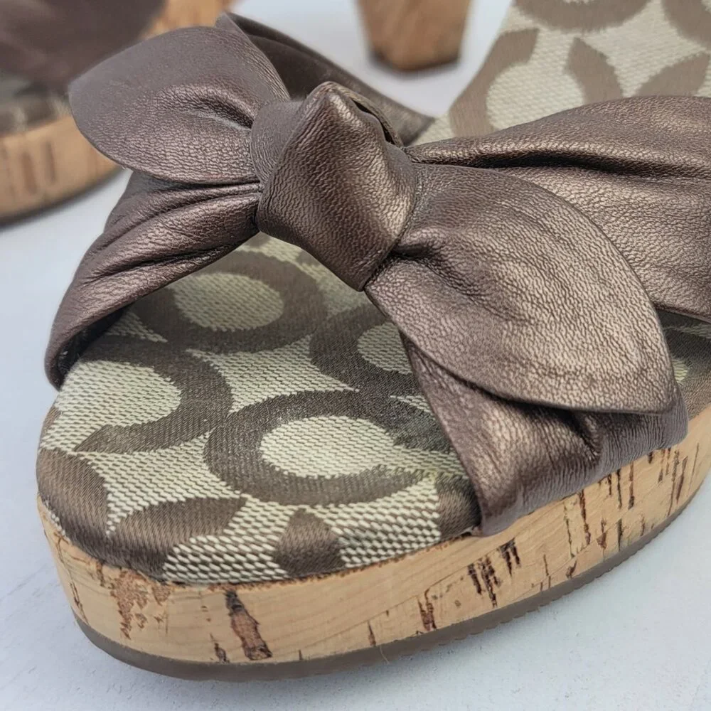 Vintage Coach Karen Leather Bronze Bow Cork Platform Slide Heels Size 7.5B